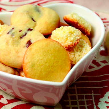 Petit Four de Baunilha com Gotas de Chocolate